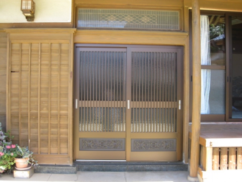 木製建具の玄関・サッシをアルミ製玄関・サッシに交換！　千葉県銚子市Ｎ様邸